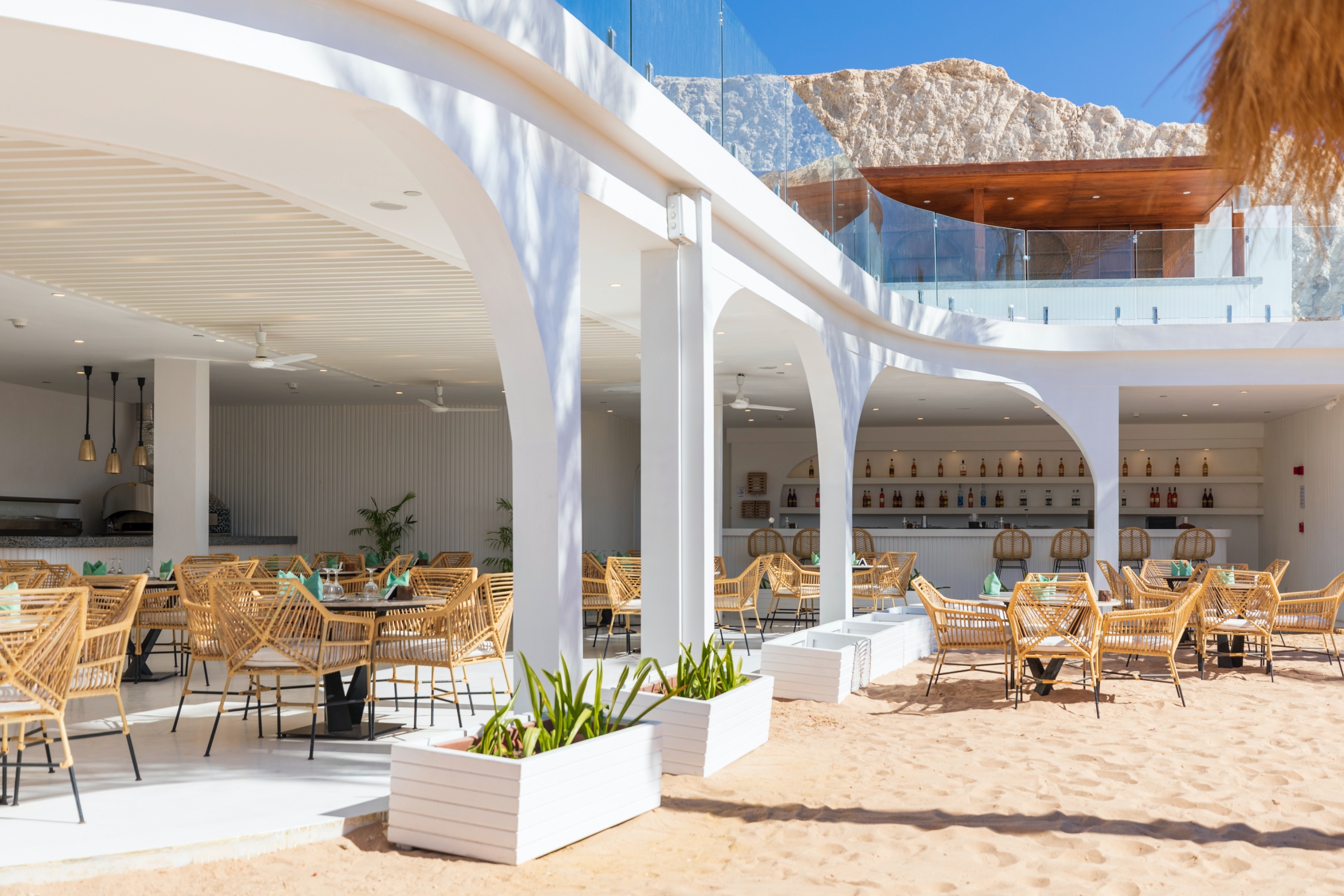 Sunrise White Hills Resort теннис сборы